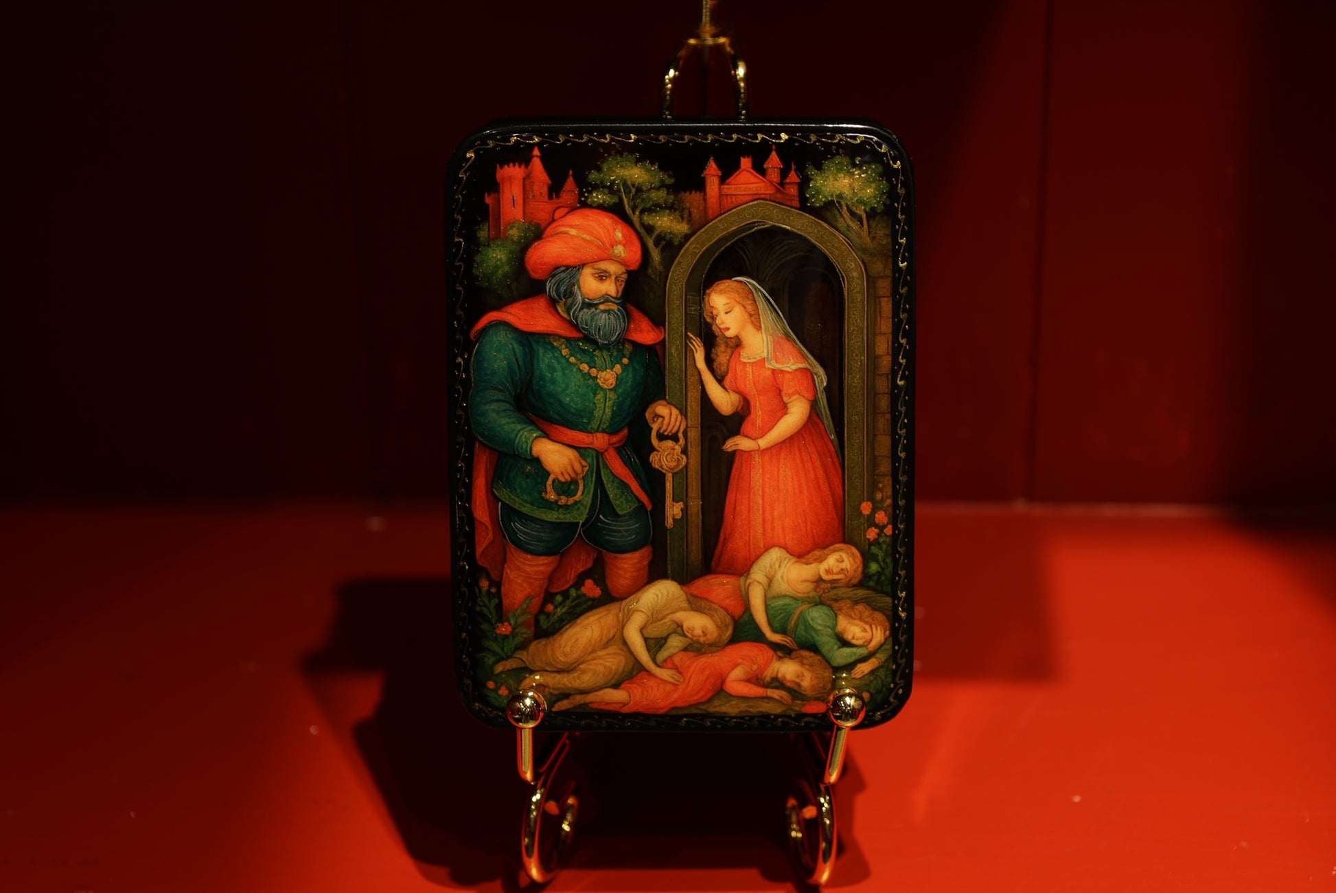 Cofanetto laccato dipinto a mano ispirato alla fiaba di Barbablù, portagioie artistico ispirato alle fiabe famose, idea regalo.