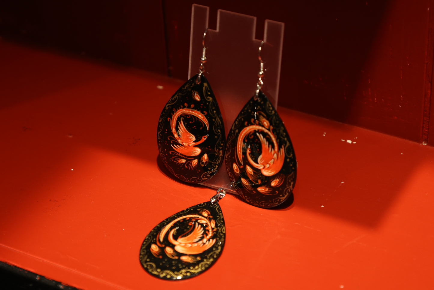 Idea regalo elegante: set di gioielli dipinto a mano con l’Uccello di Fuoco, gioiello artistico.
